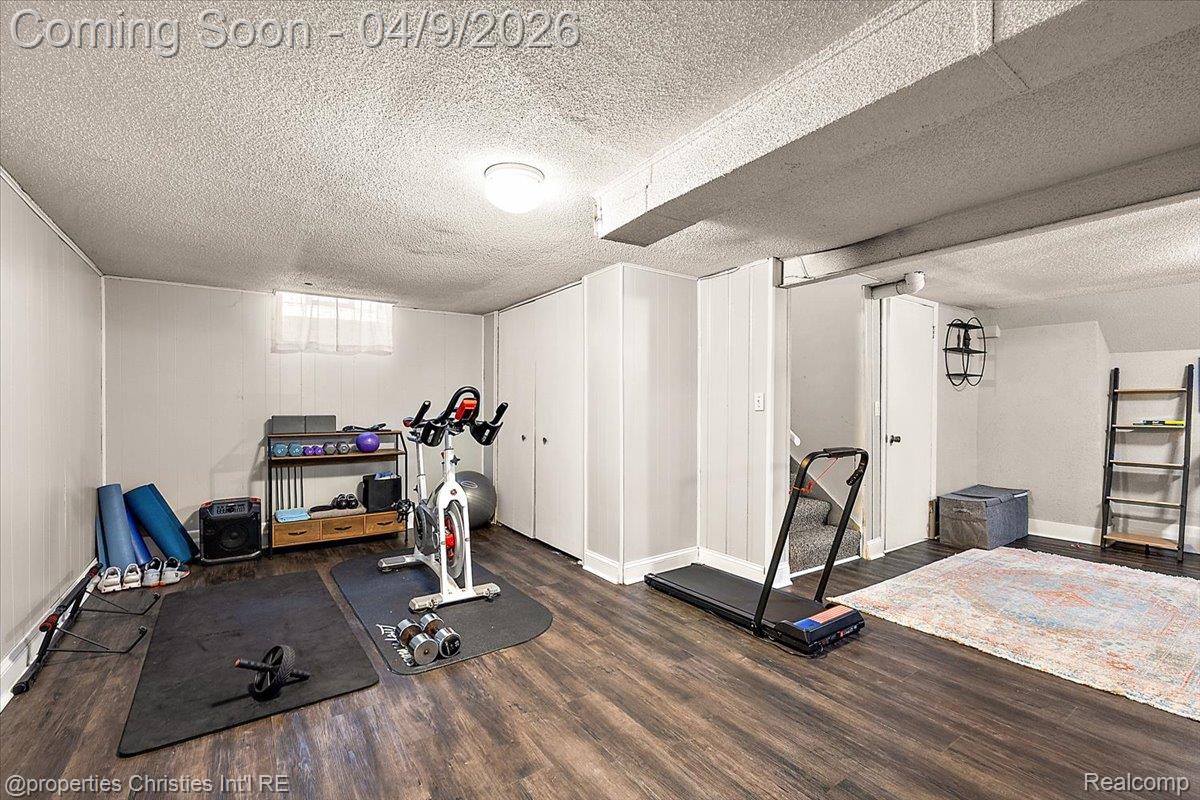 4240 Sheridan Drive