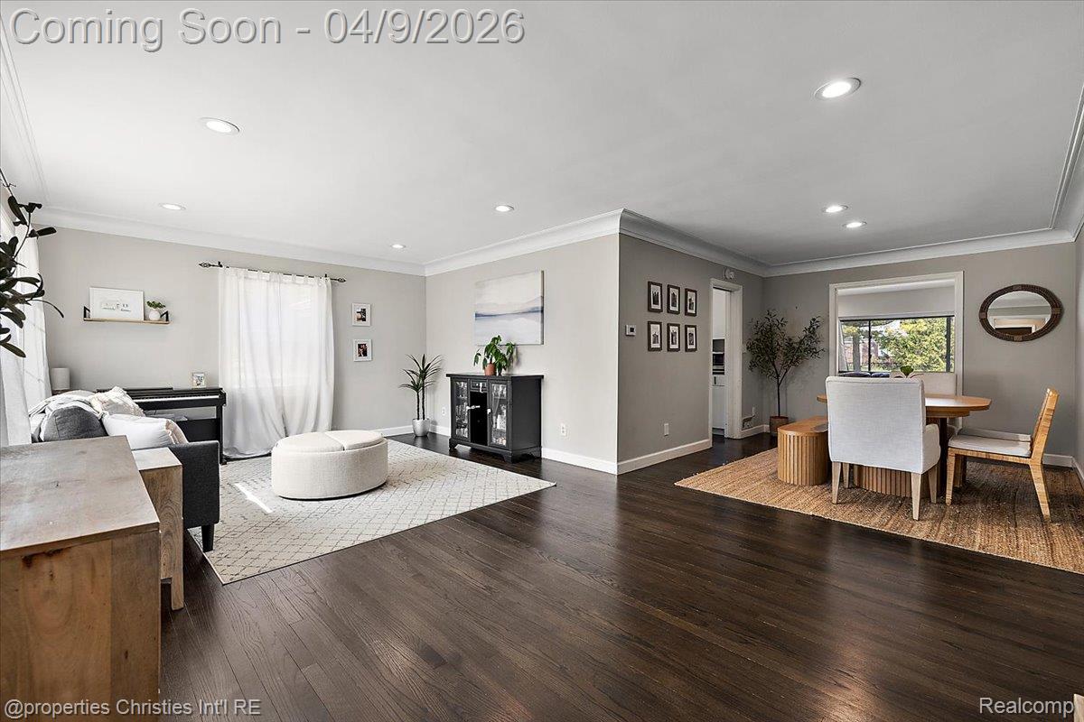 4240 Sheridan Drive