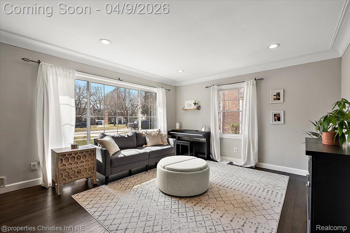 4240 Sheridan Drive