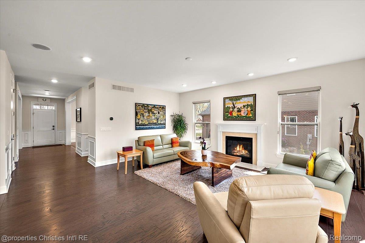 23971 Presidio Lane