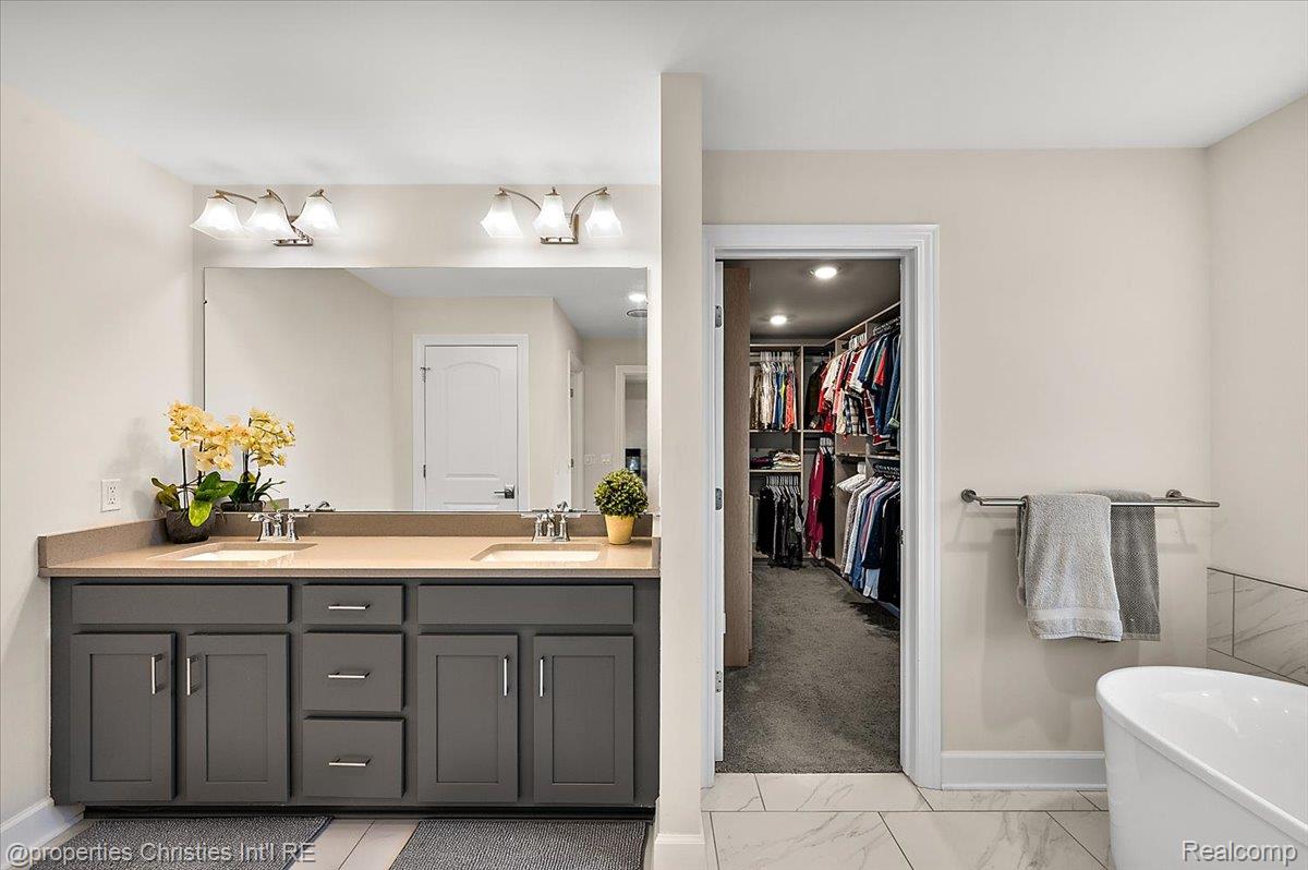 23971 Presidio Lane