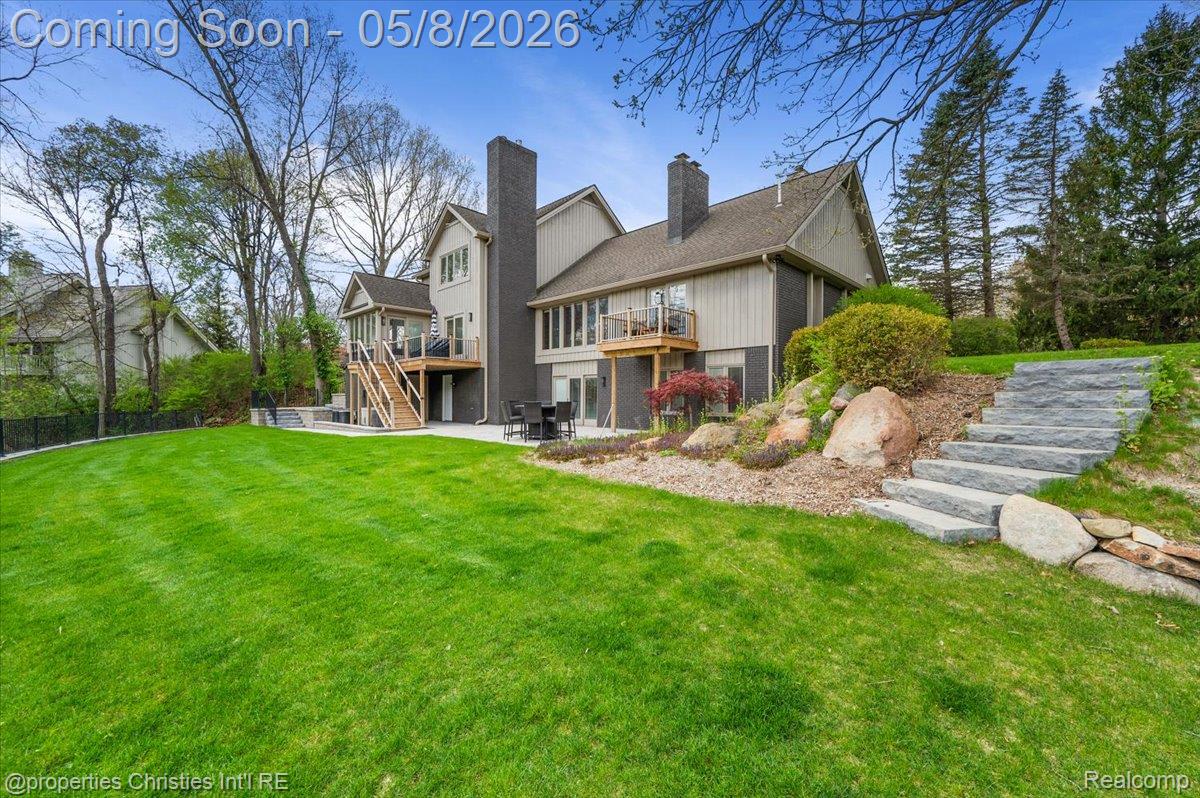 1071 Woodbridge Lane