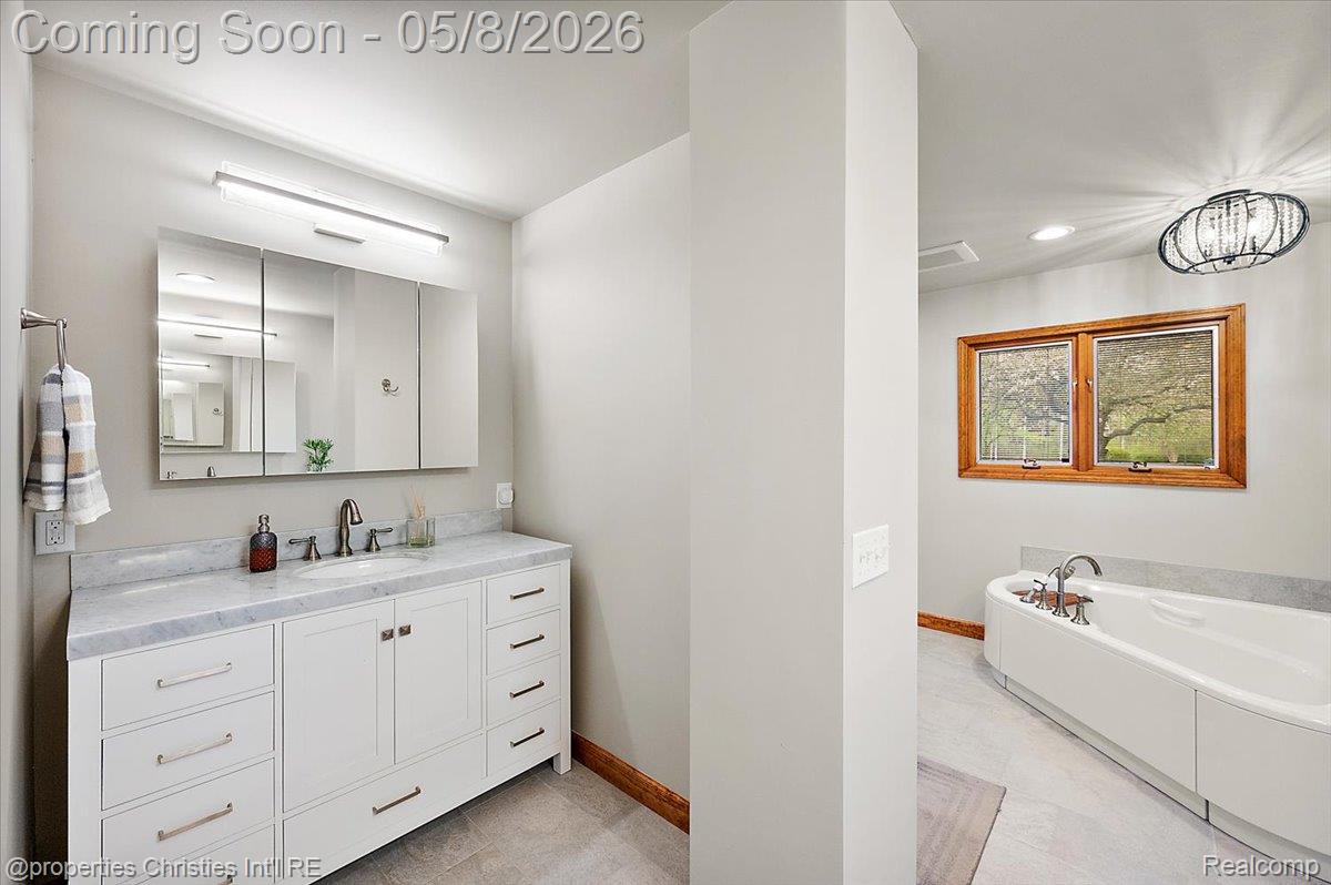 1071 Woodbridge Lane