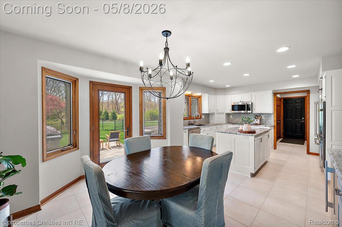 1071 Woodbridge Lane