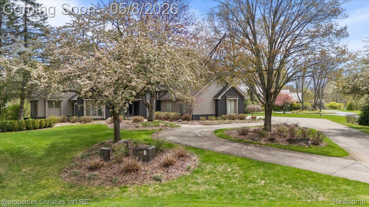 1071 Woodbridge Lane