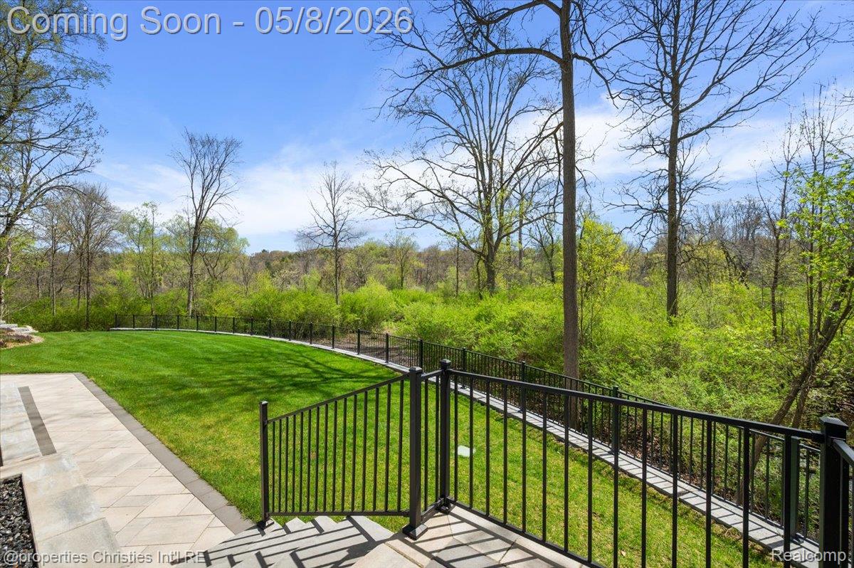 1071 Woodbridge Lane