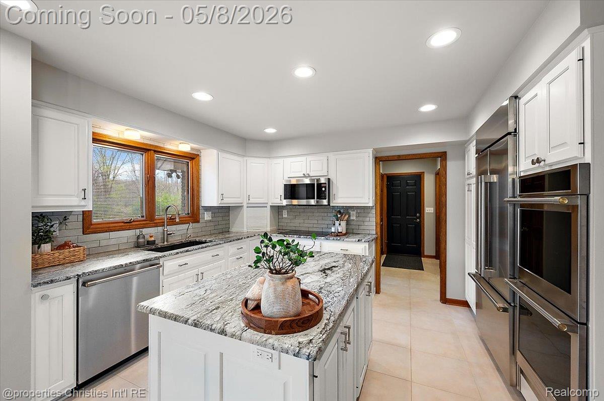 1071 Woodbridge Lane