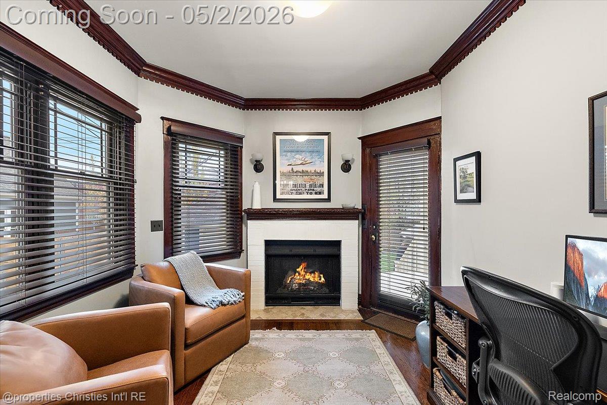 887 Ann Street