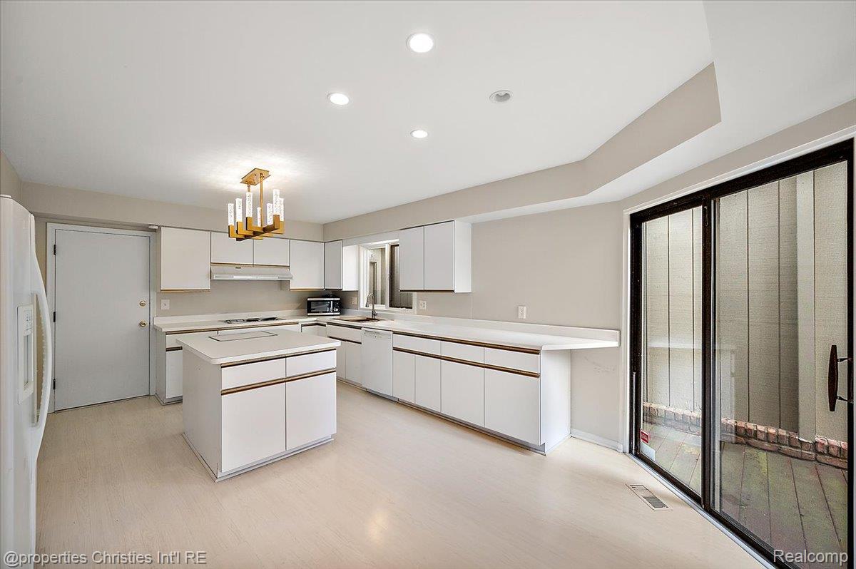 2189 Colony Club Court