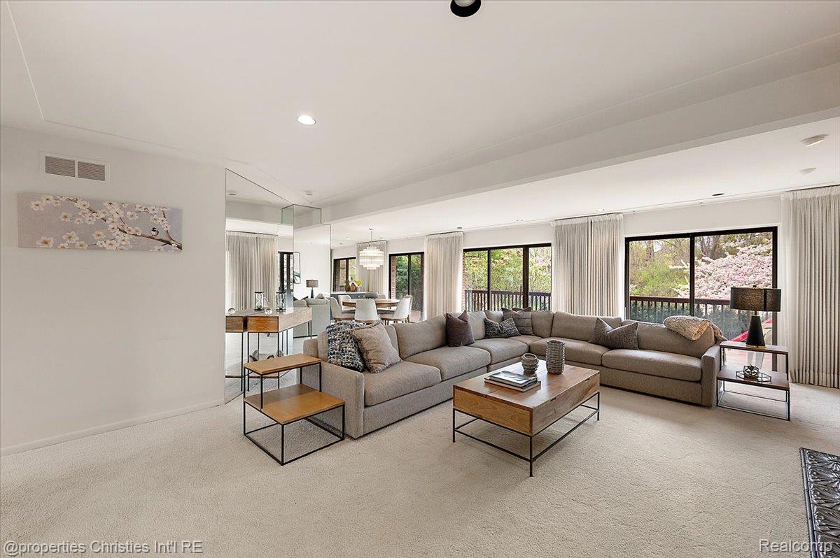 2189 Colony Club Court