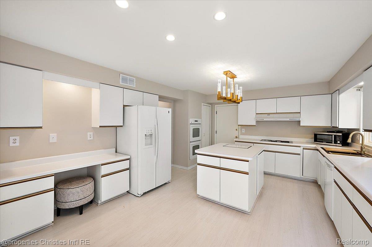 2189 Colony Club Court