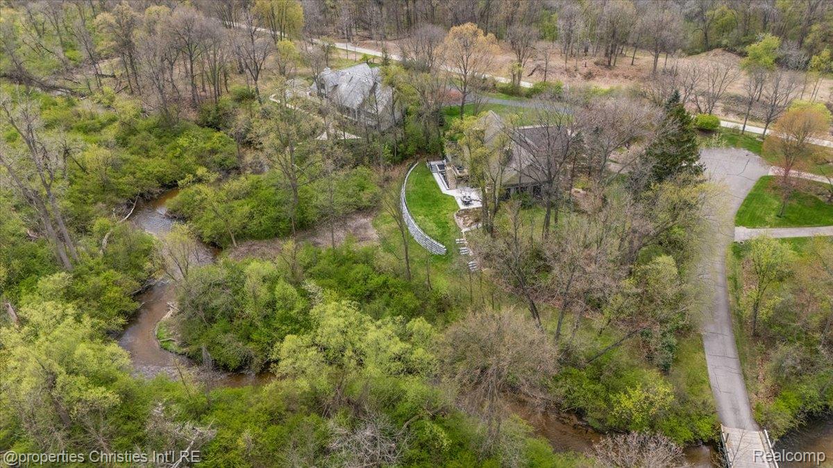 1071 Woodbridge Lane