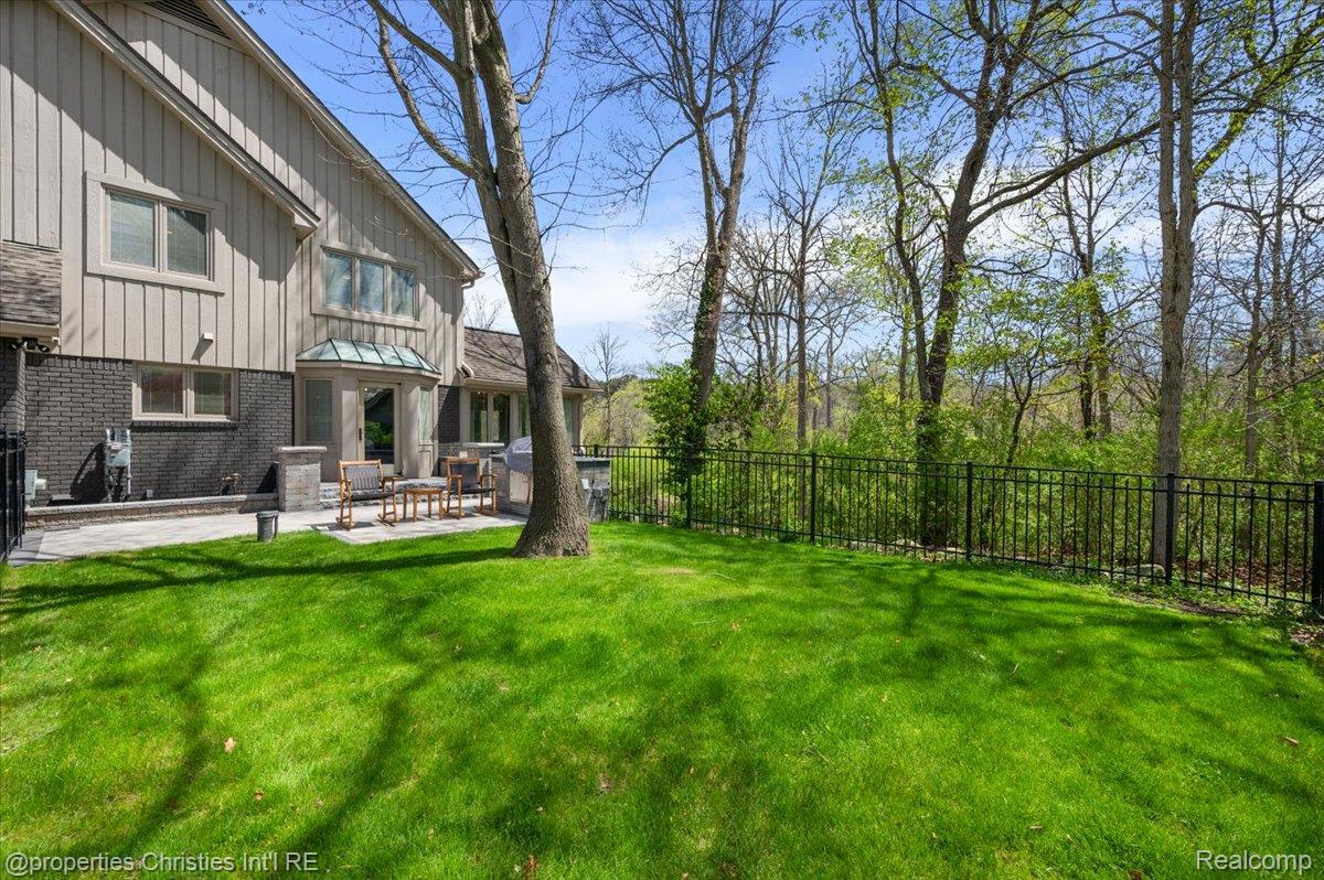 1071 Woodbridge Lane