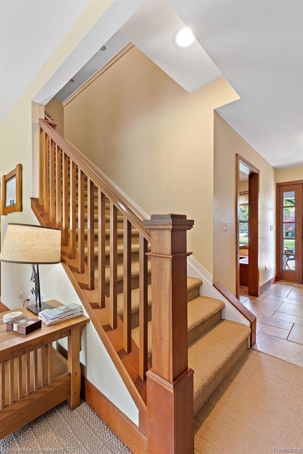 1760 CEDAR HILL Drive
