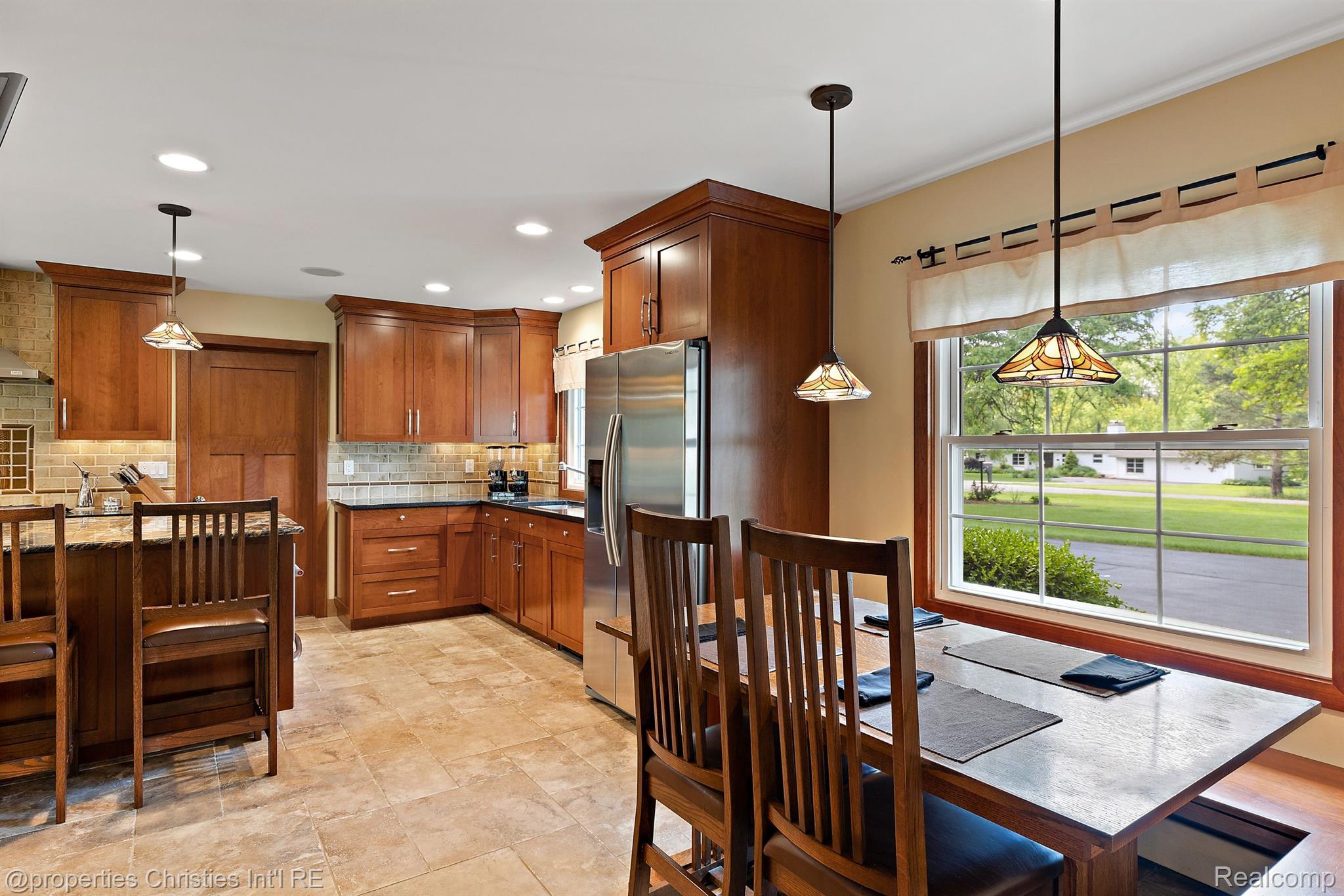 1760 CEDAR HILL Drive