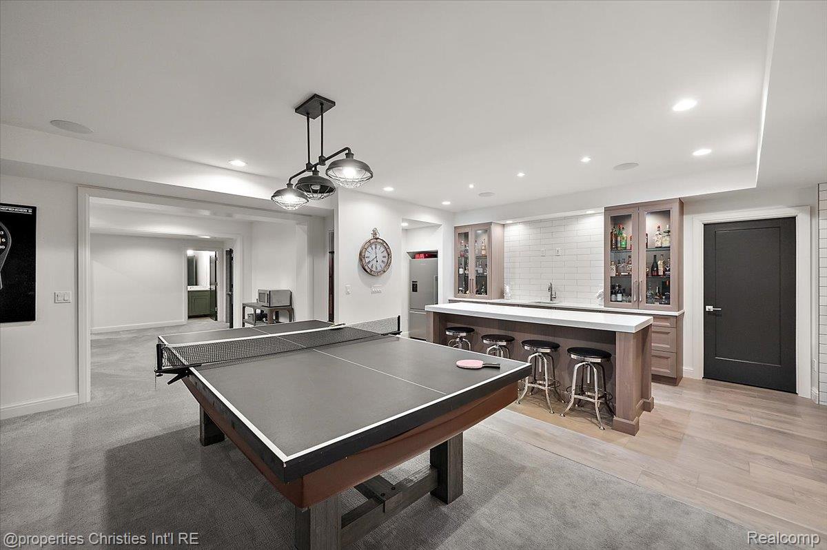 1186 Westwood Drive