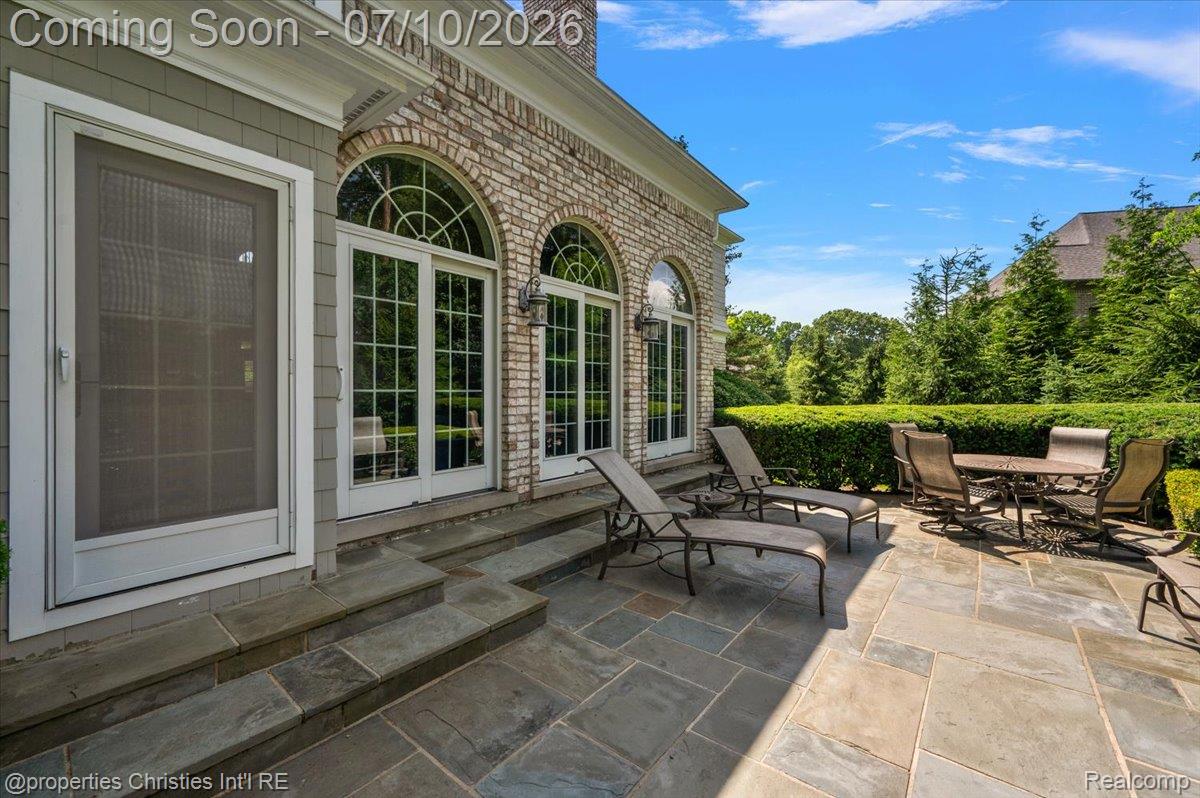 937 Mitchell Court