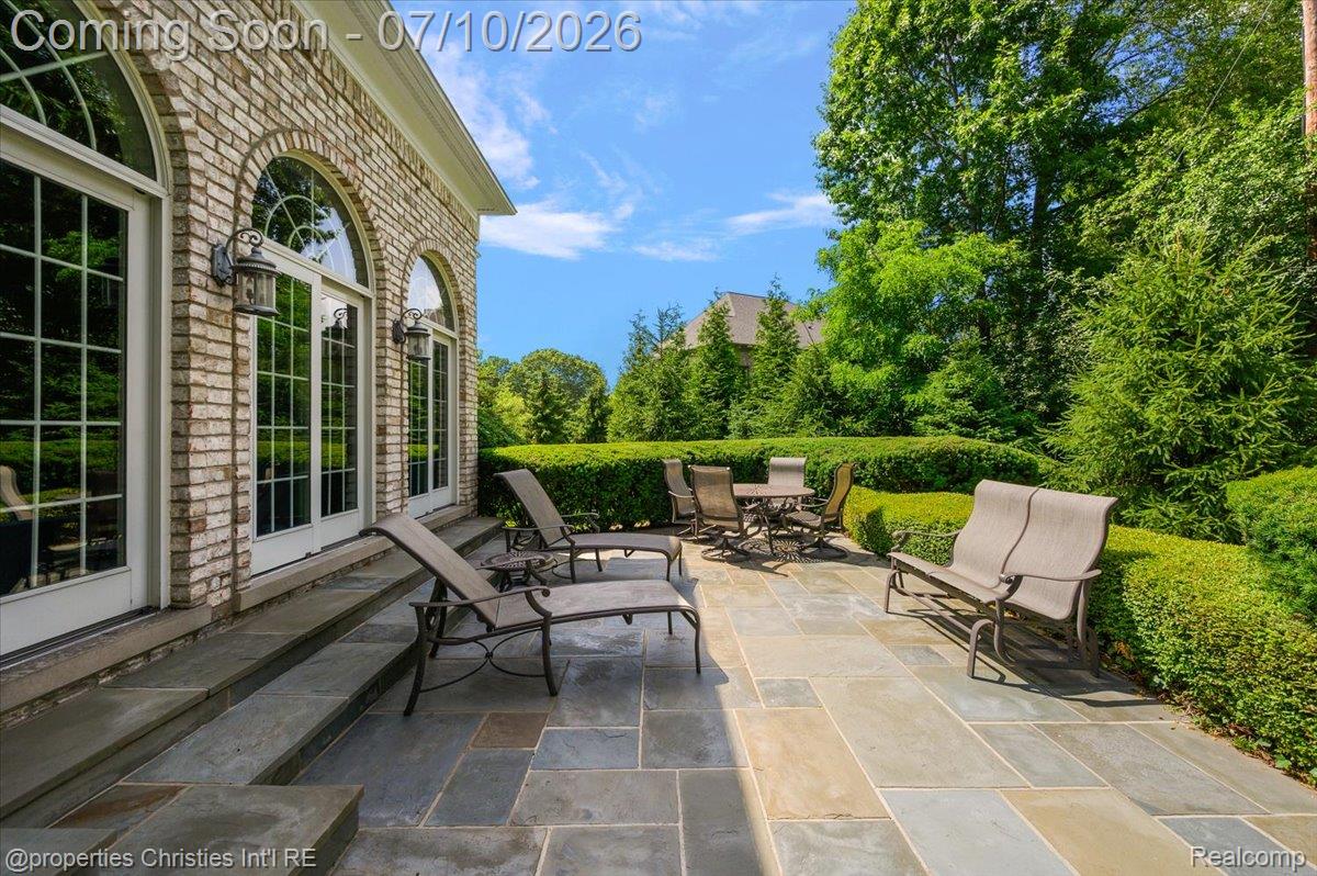 937 Mitchell Court
