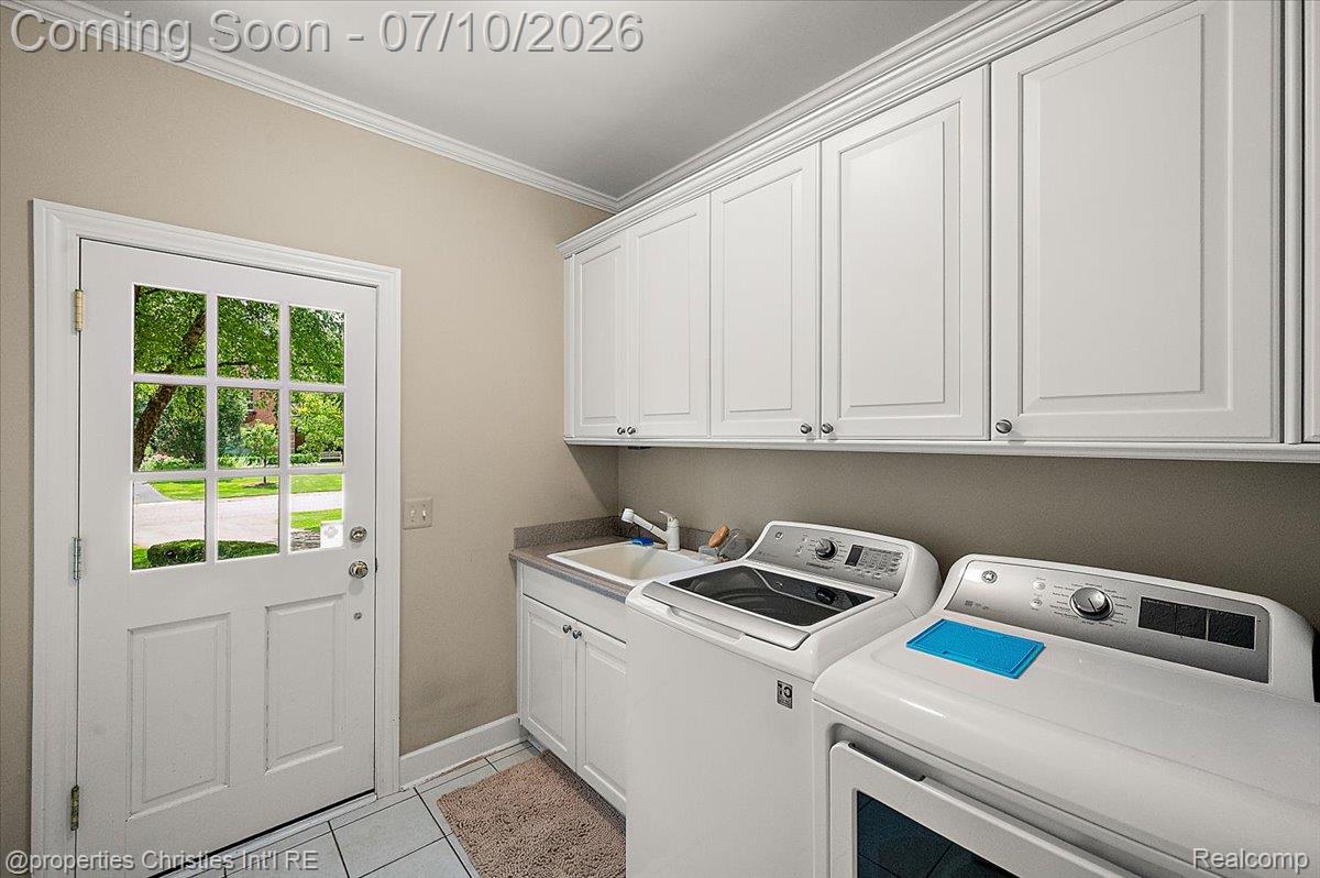 937 Mitchell Court