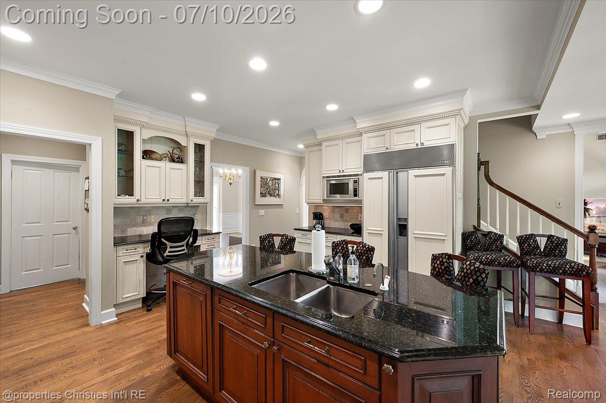 937 Mitchell Court