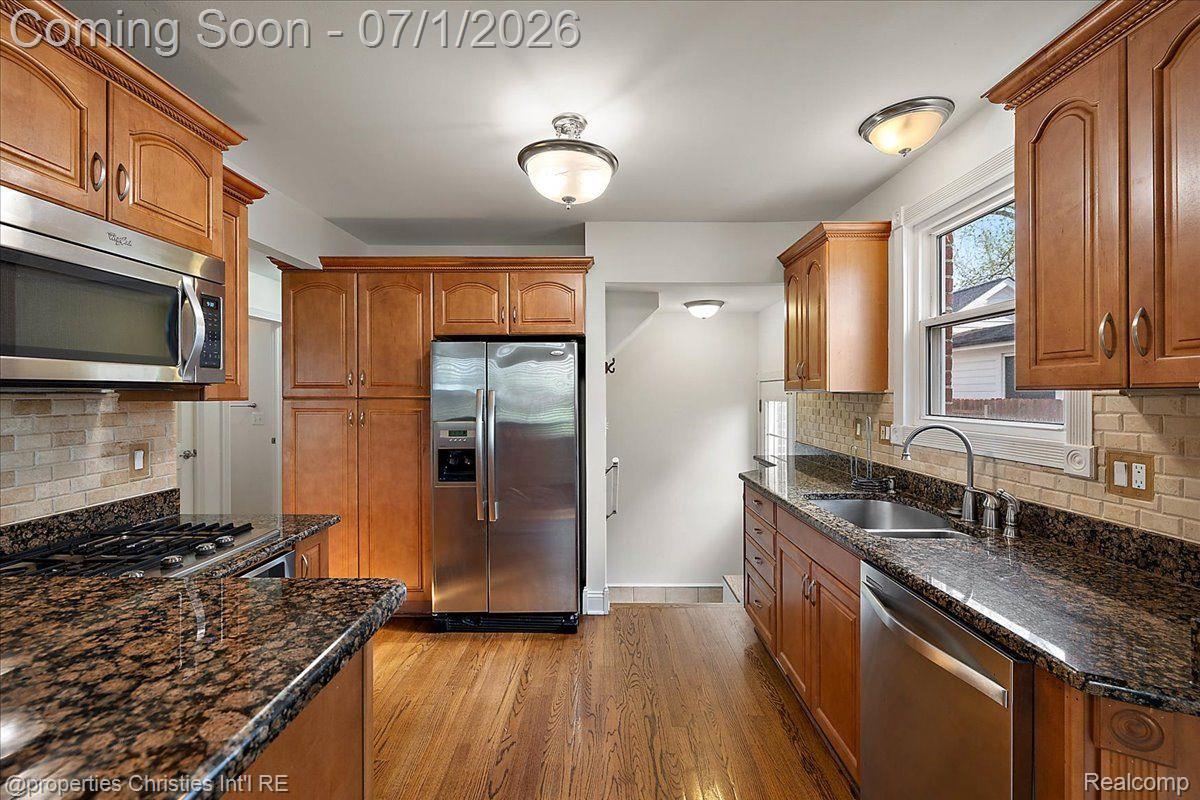 2209 Windemere Road
