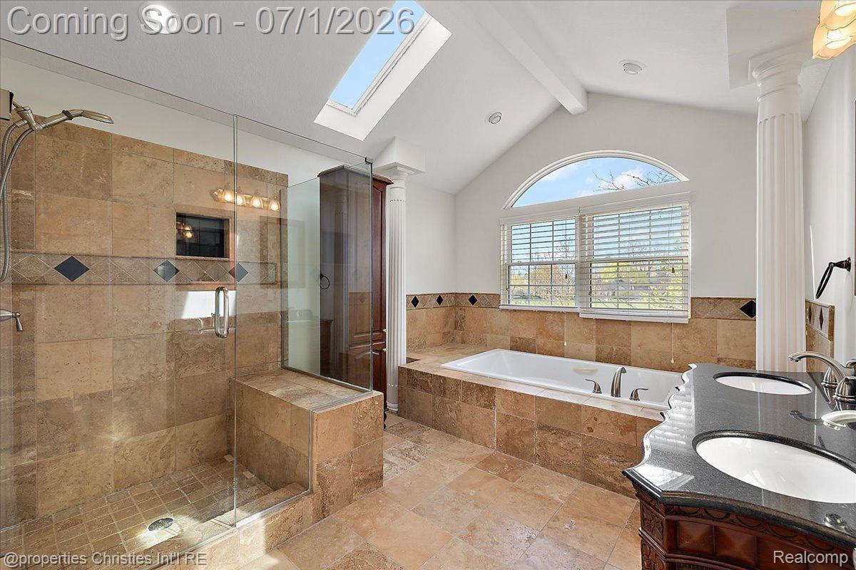 2209 Windemere Road