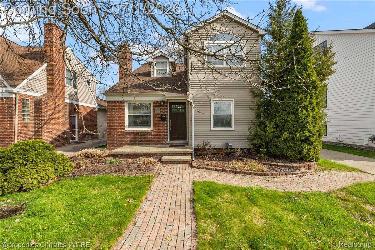 2209 Windemere Road