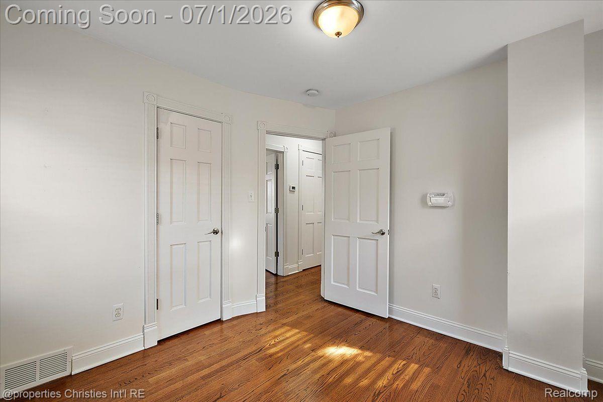 2209 Windemere Road