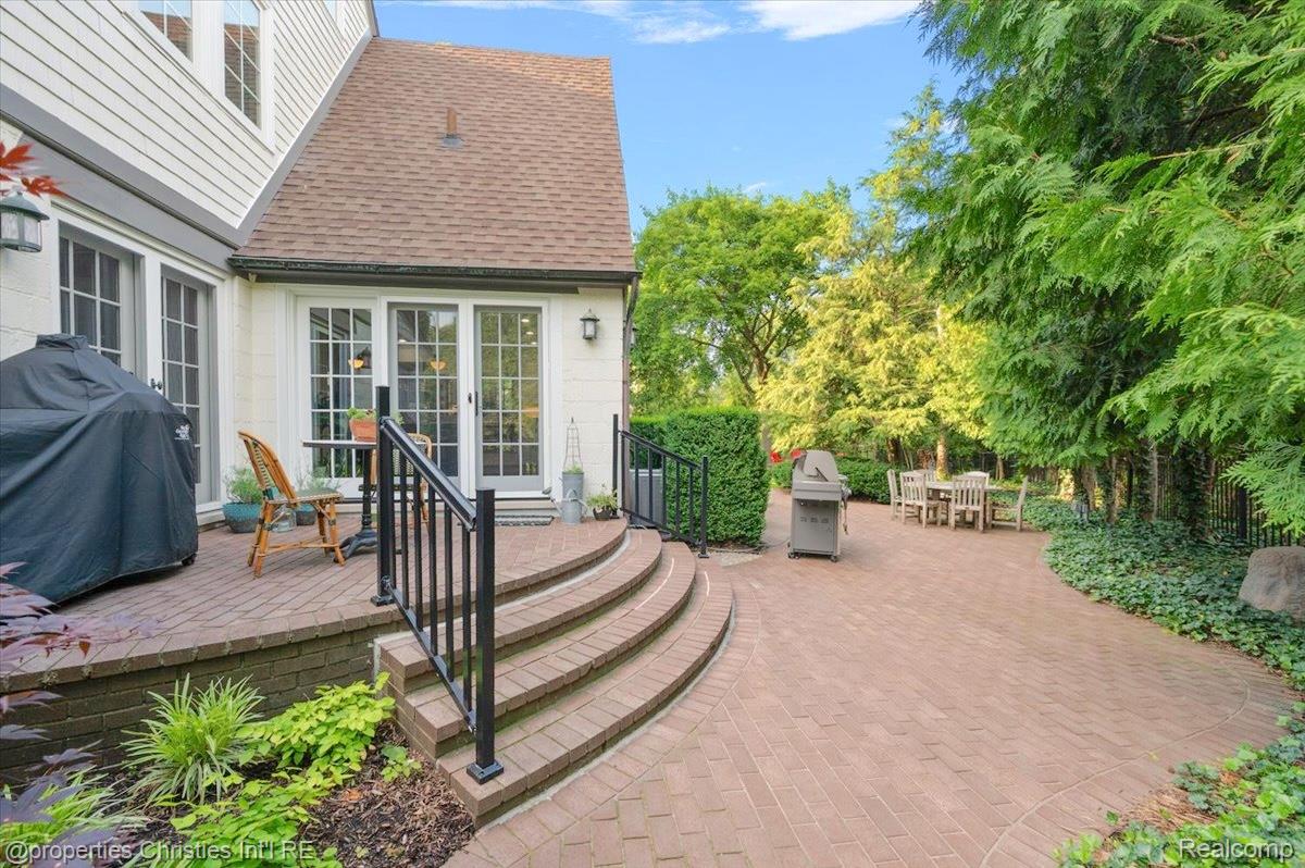 528 Covington Road