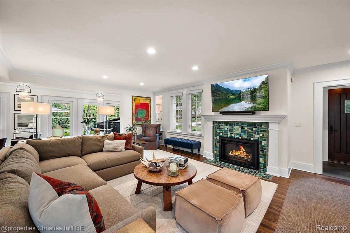 528 Covington Road