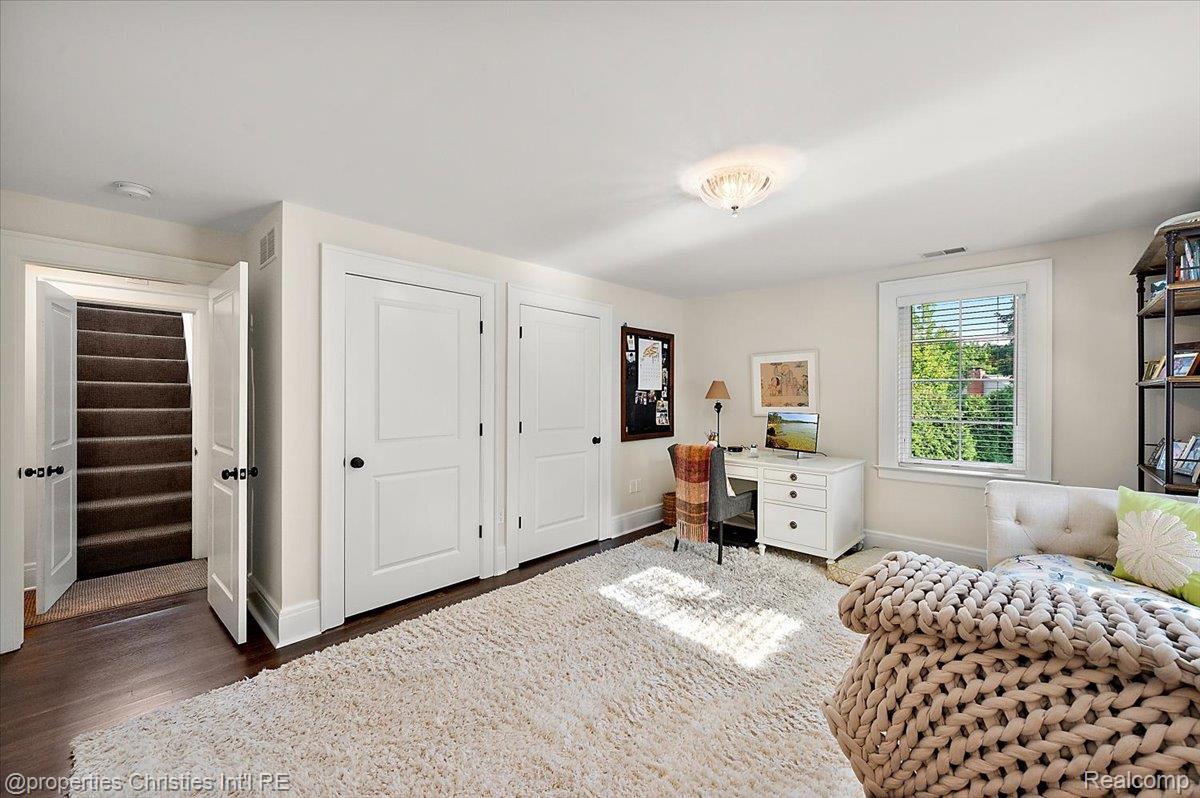 528 Covington Road