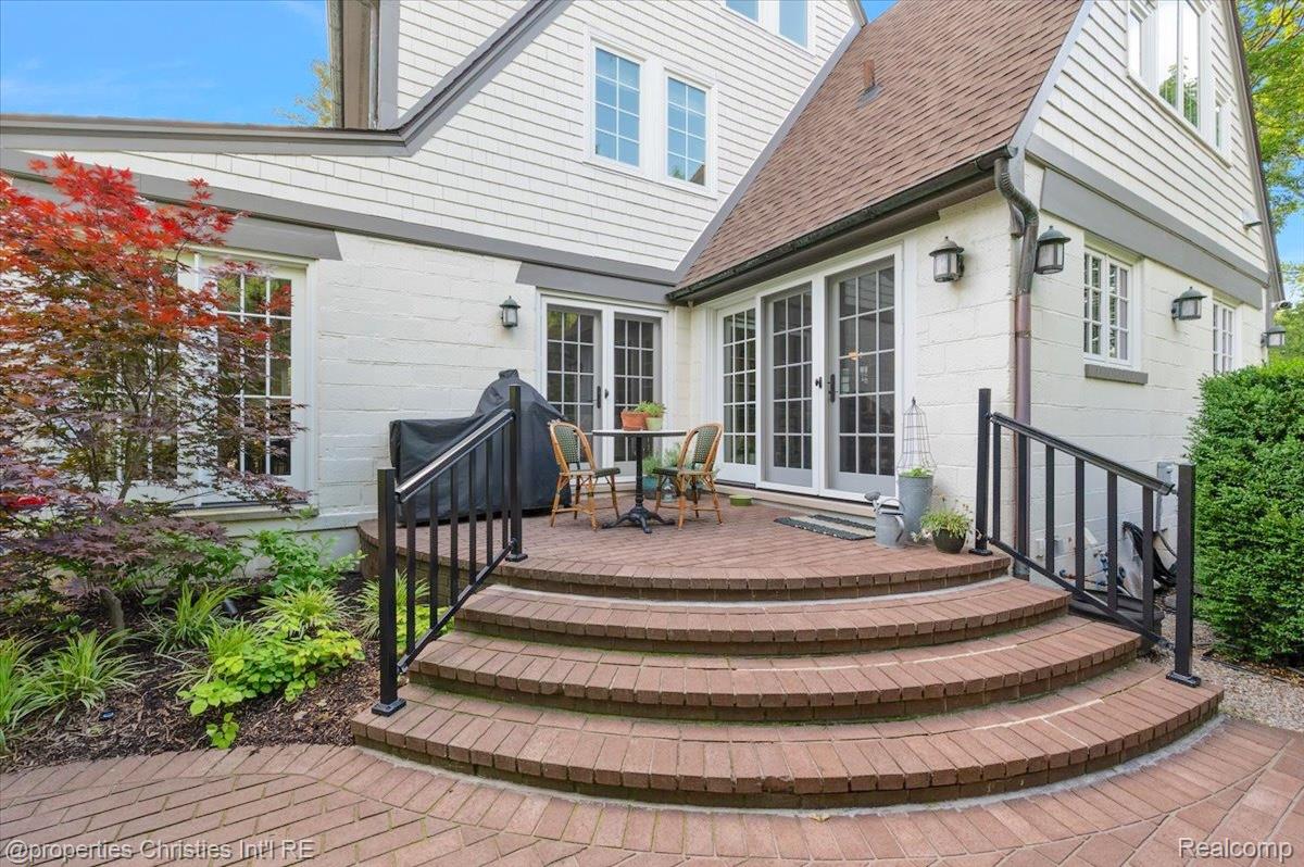 528 Covington Road
