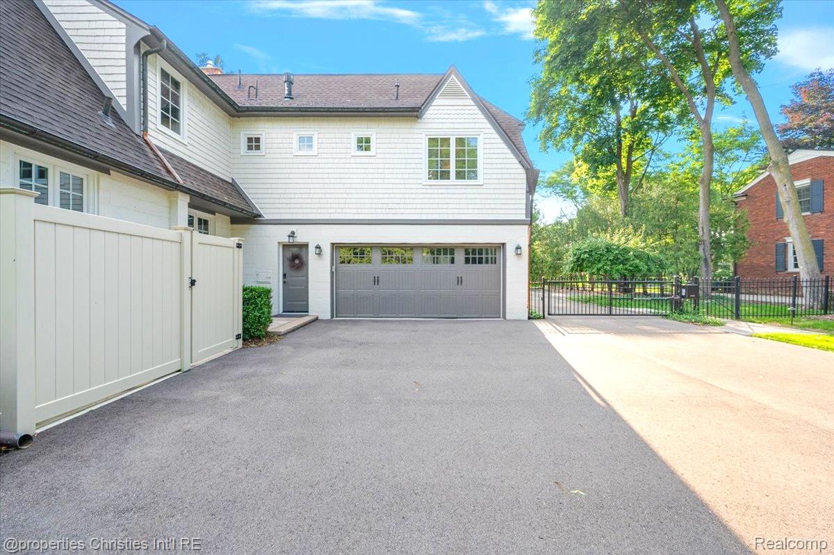 528 Covington Road