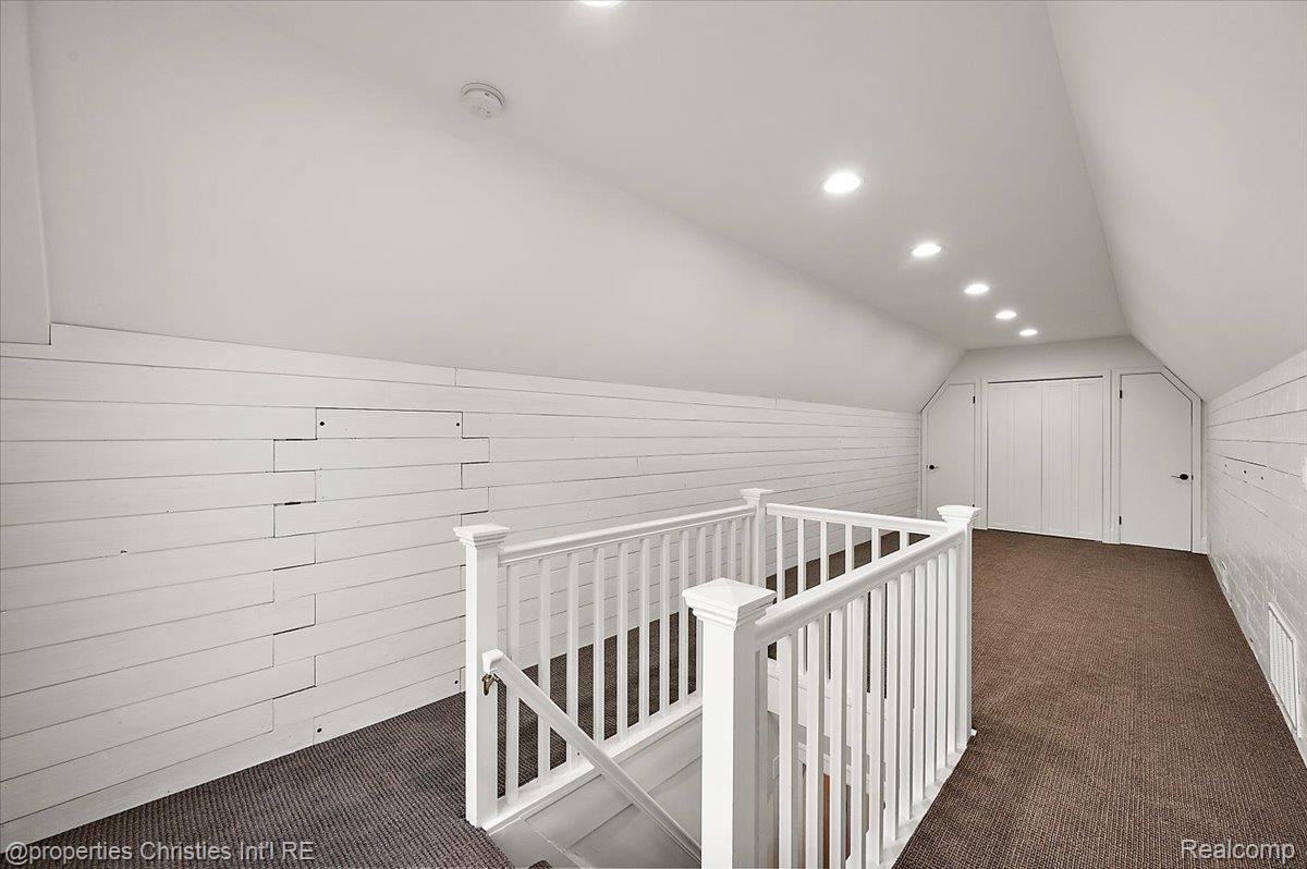 528 Covington Road