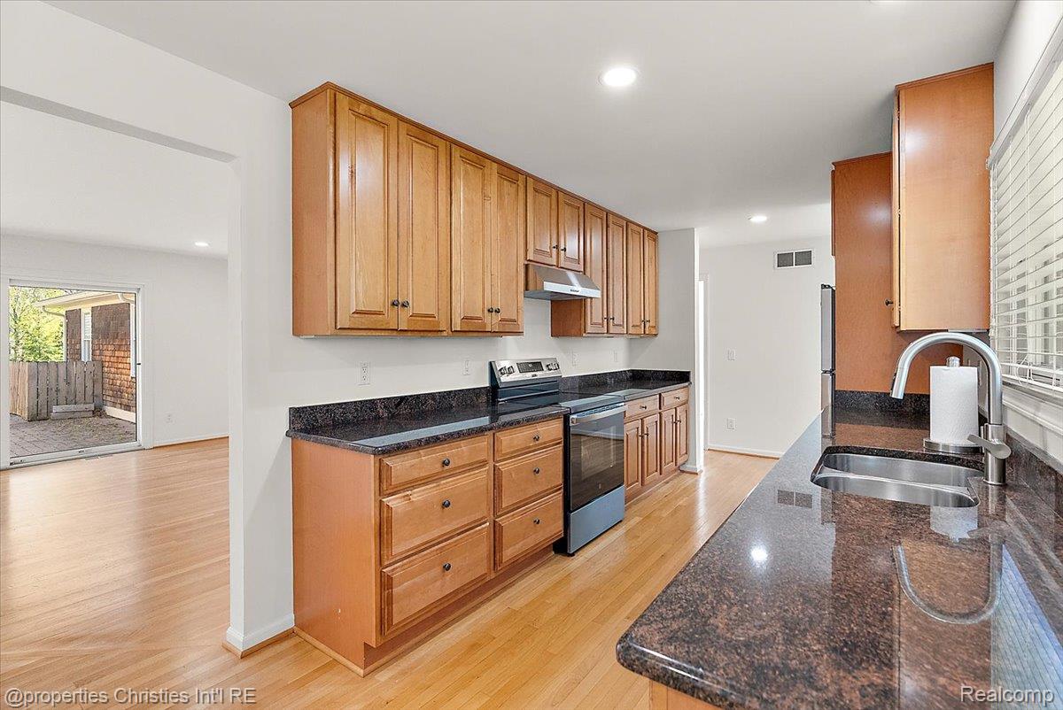 2985 Summervale Lane