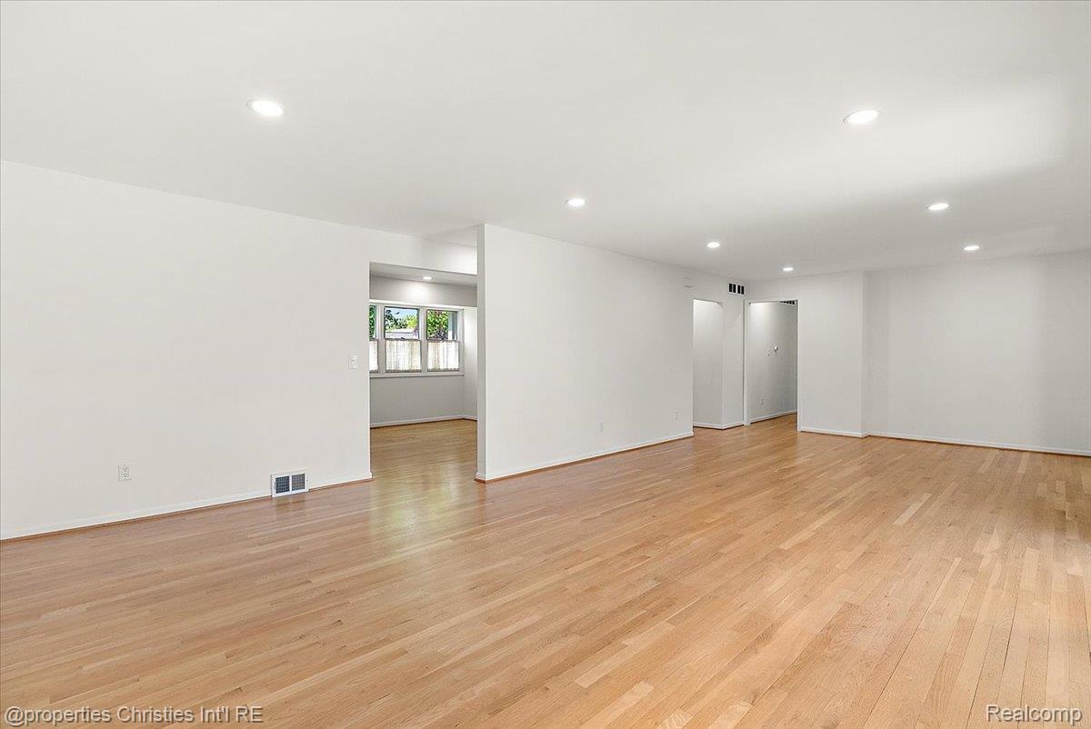 2985 Summervale Lane