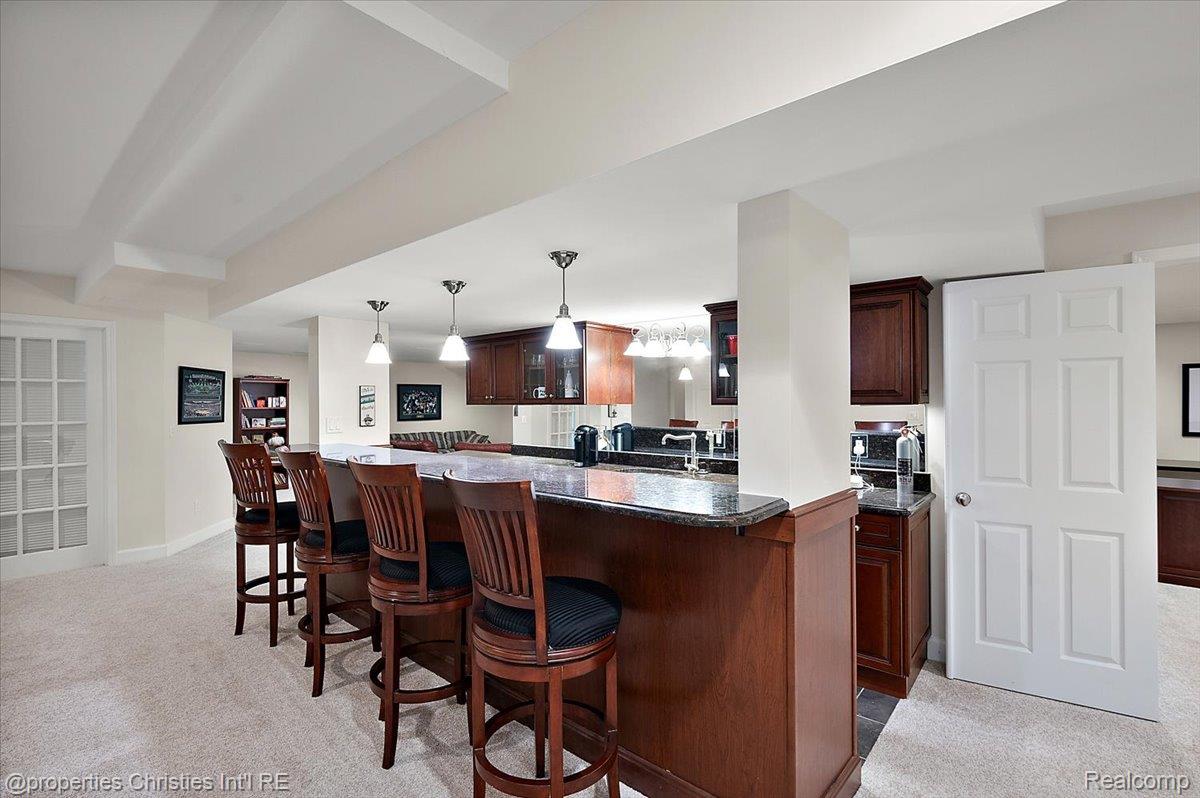 3021 E Ridge Court