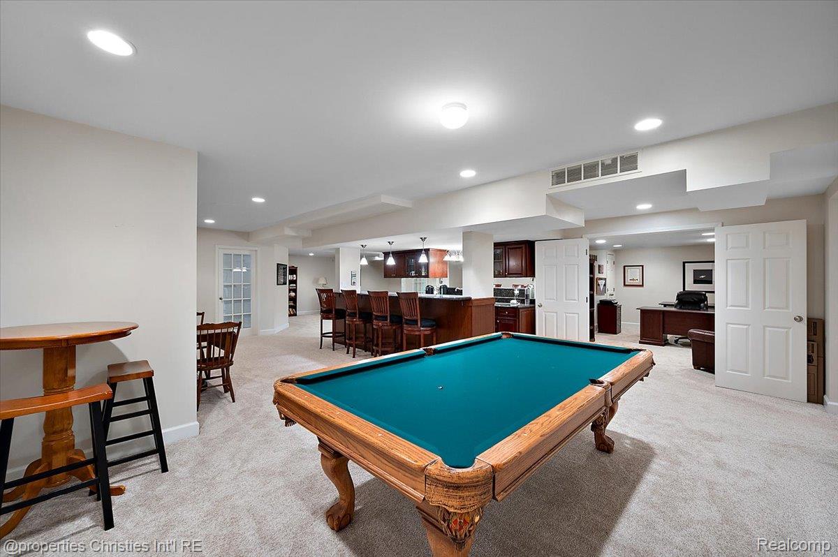 3021 E Ridge Court