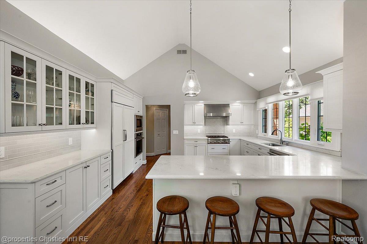 3021 E Ridge Court