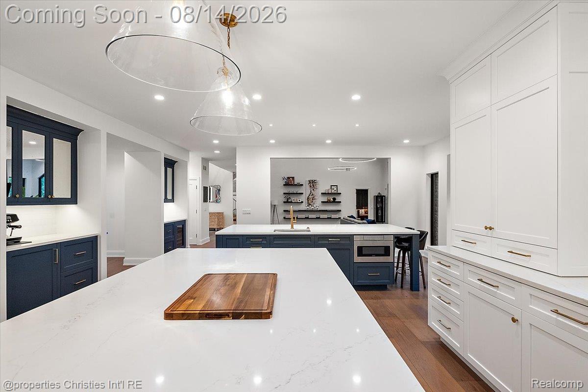 4740 W Wickford