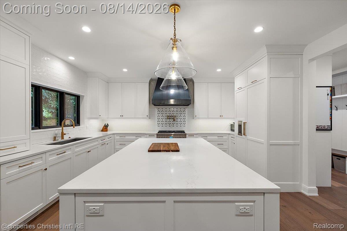 4740 W Wickford