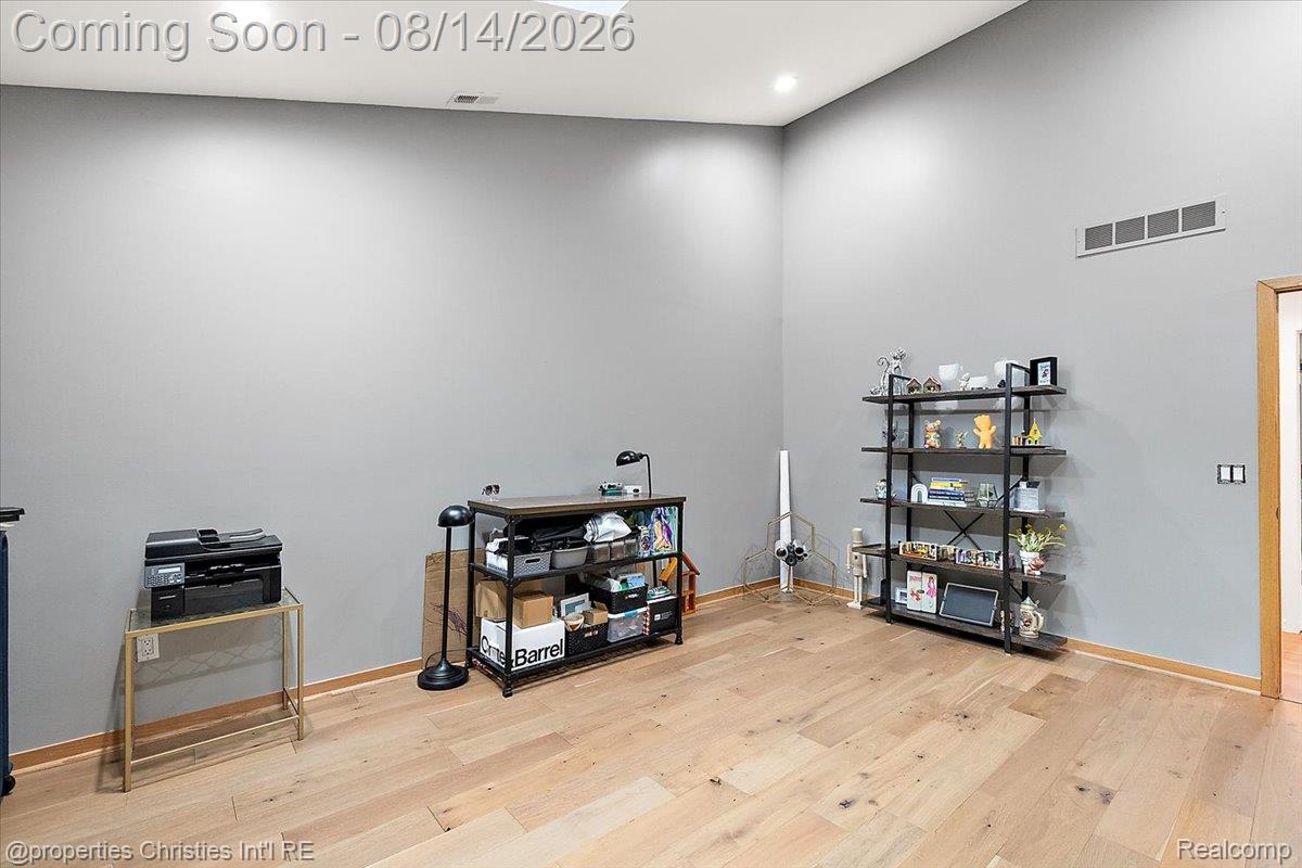 4740 W Wickford