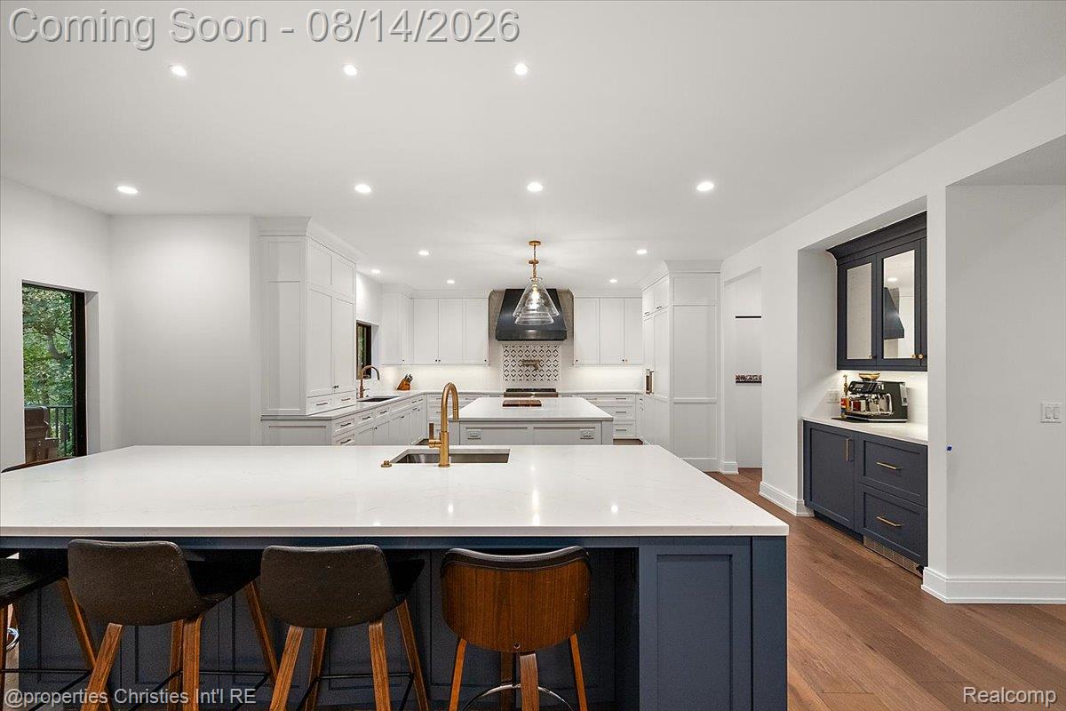 4740 W Wickford