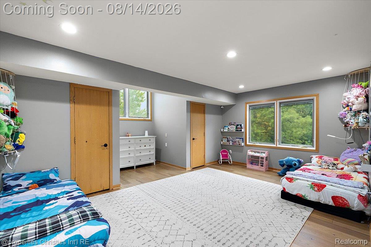 4740 W Wickford