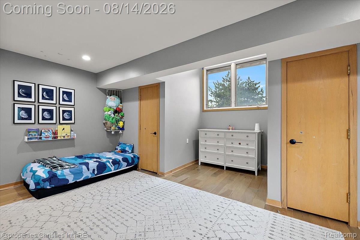 4740 W Wickford