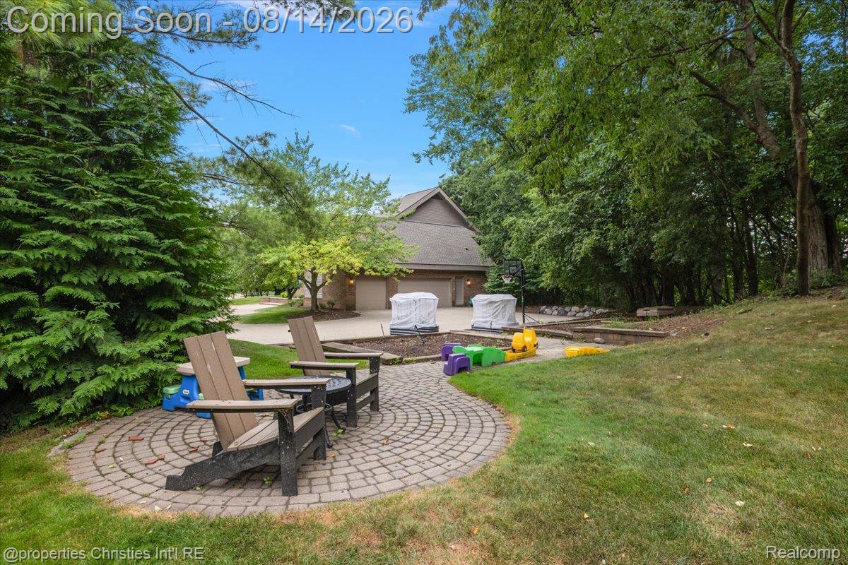 4740 W Wickford
