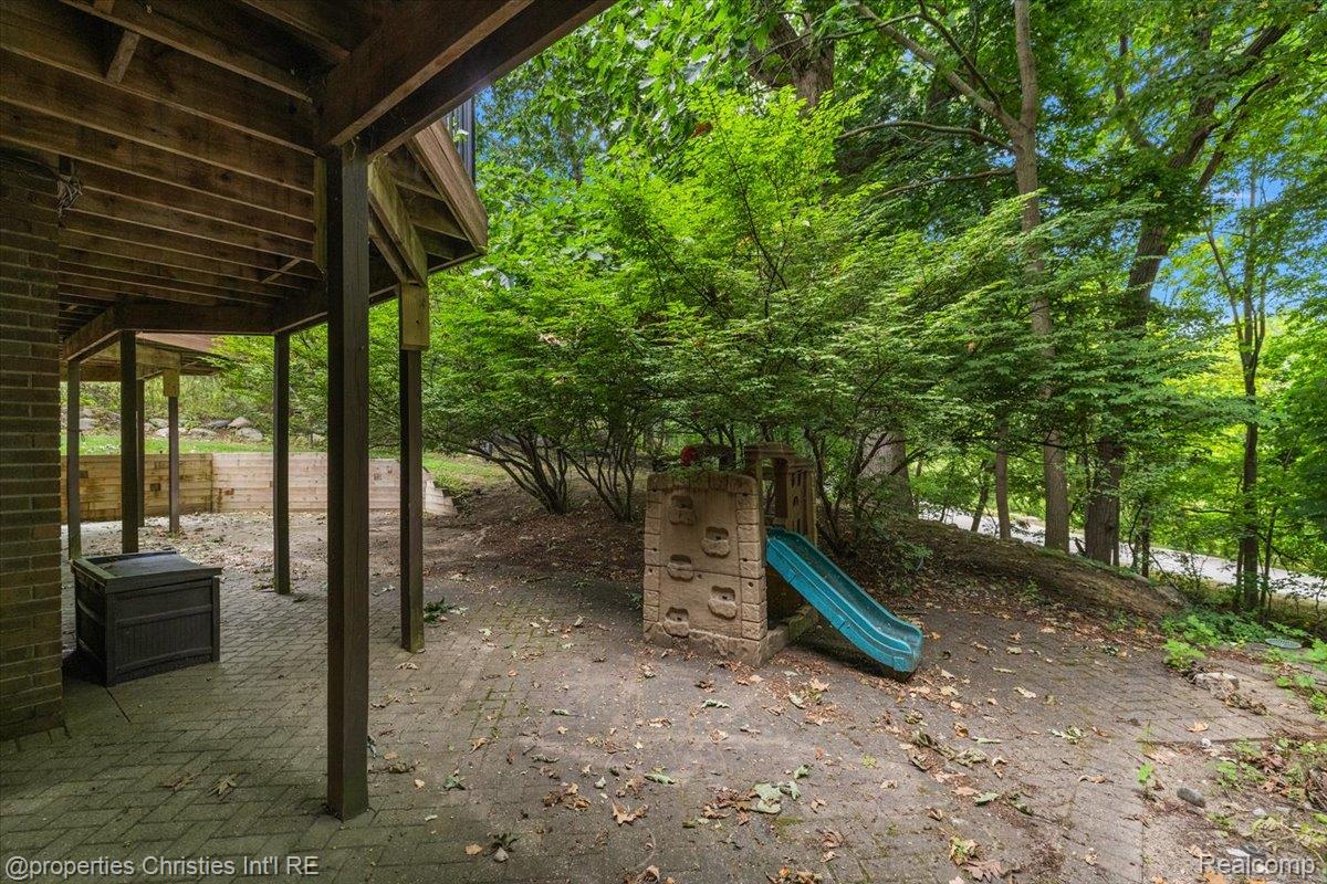 4740 W Wickford