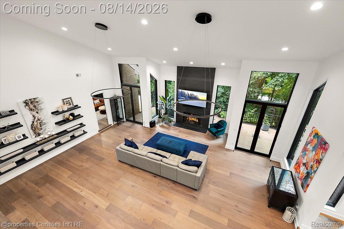 4740 W Wickford