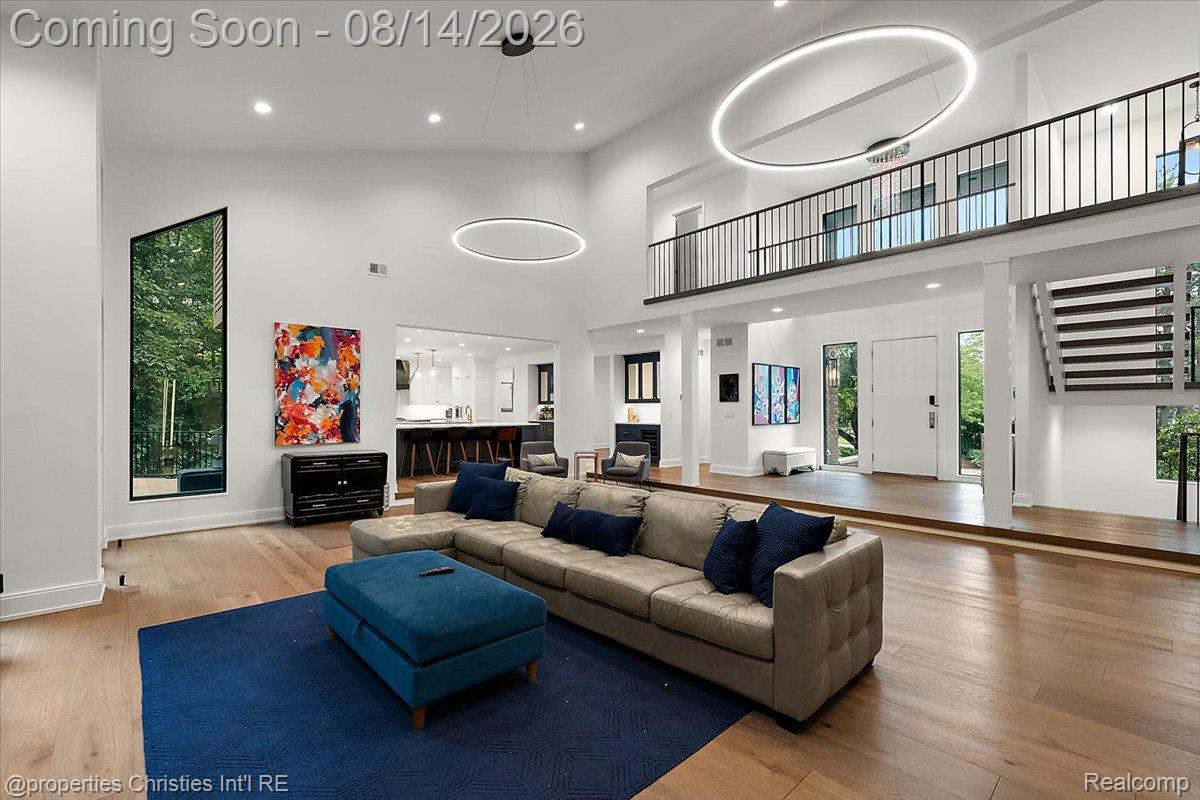 4740 W Wickford