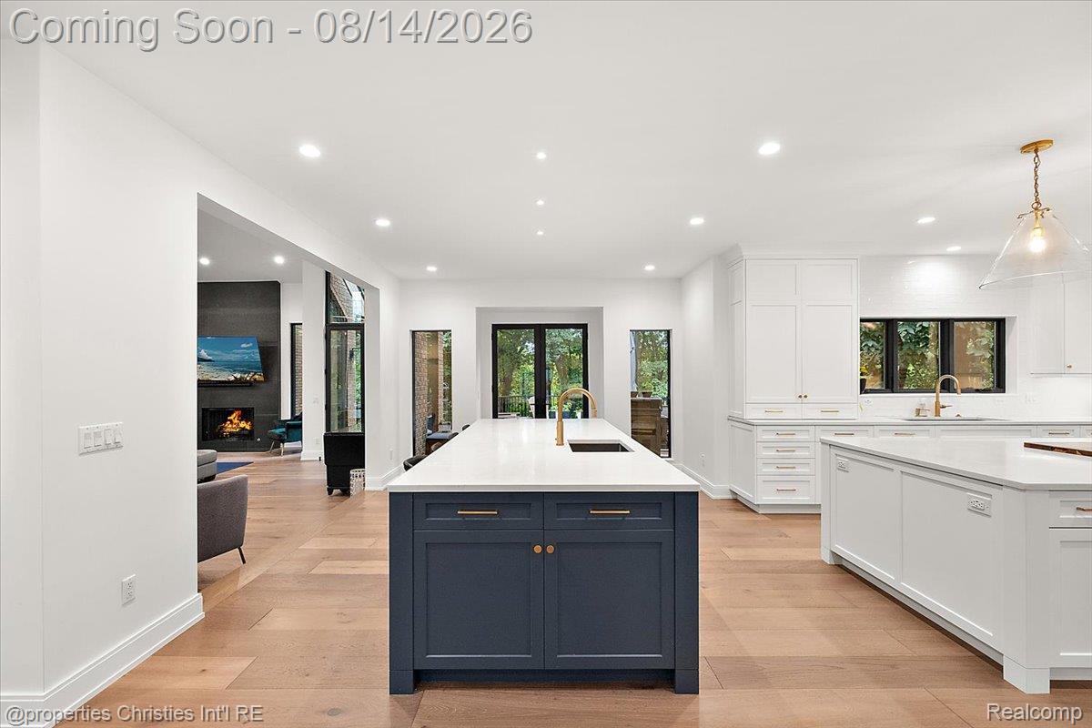 4740 W Wickford